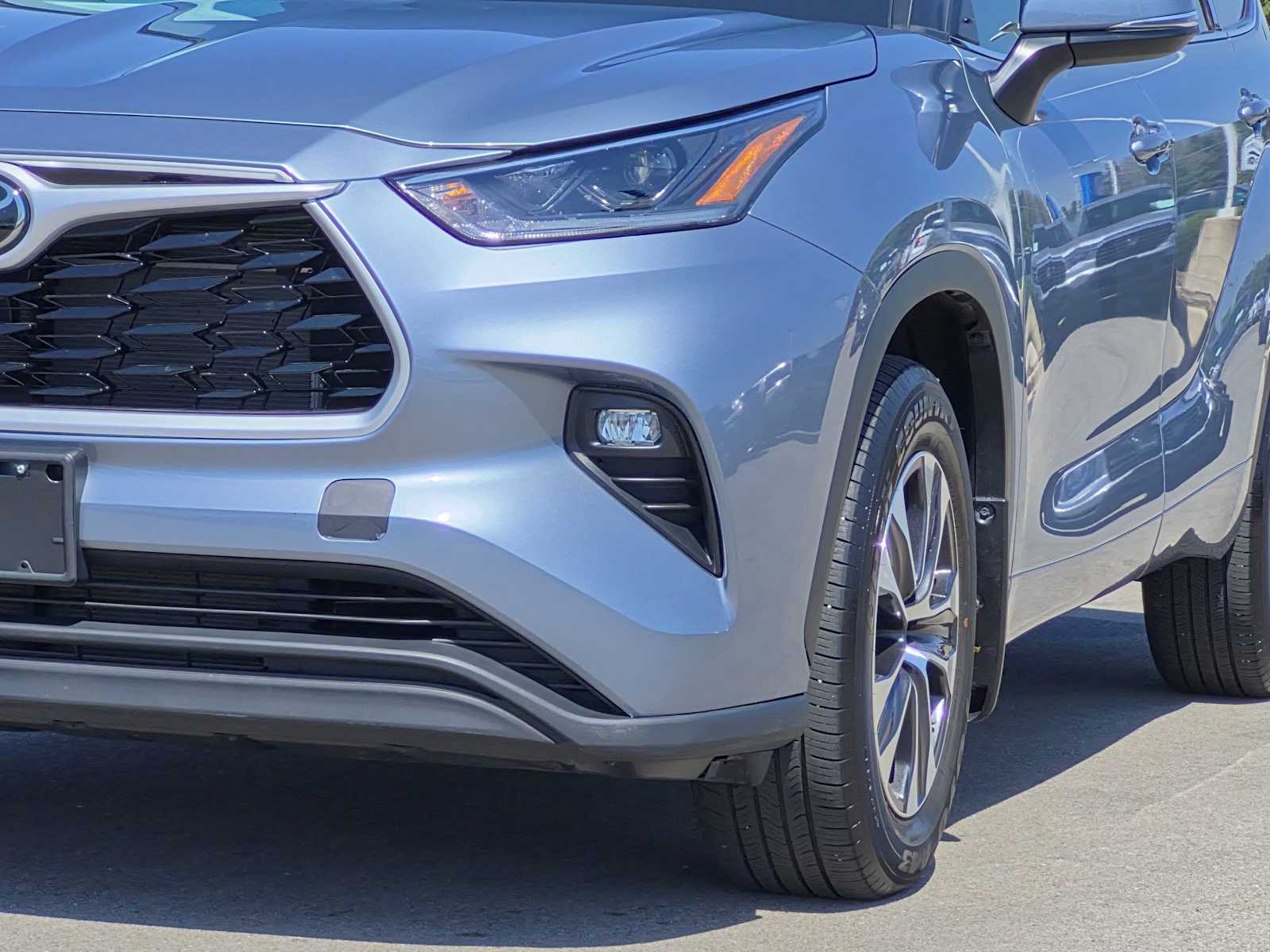 Thumbnail: 2021 Toyota Highlander - 10
