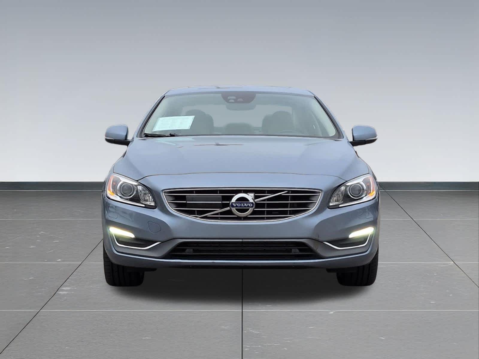 Thumbnail: 2017 Volvo S60 - 9