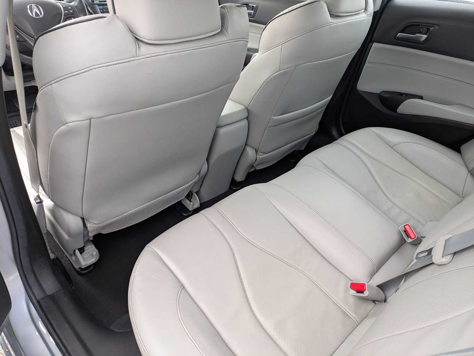 Thumbnail: 2019 Acura ILX - 17