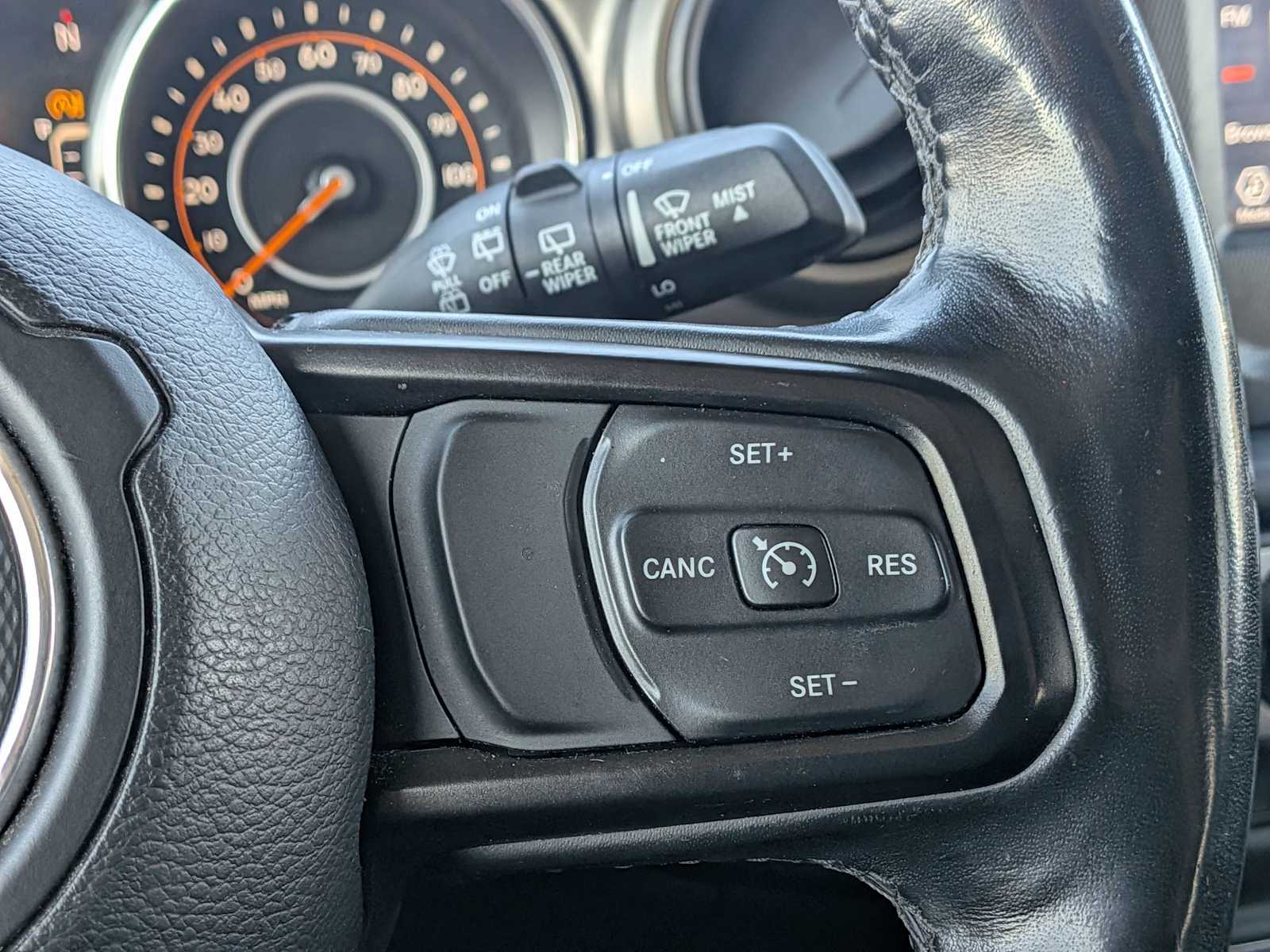 Thumbnail: 2019 Jeep Wrangler - 21