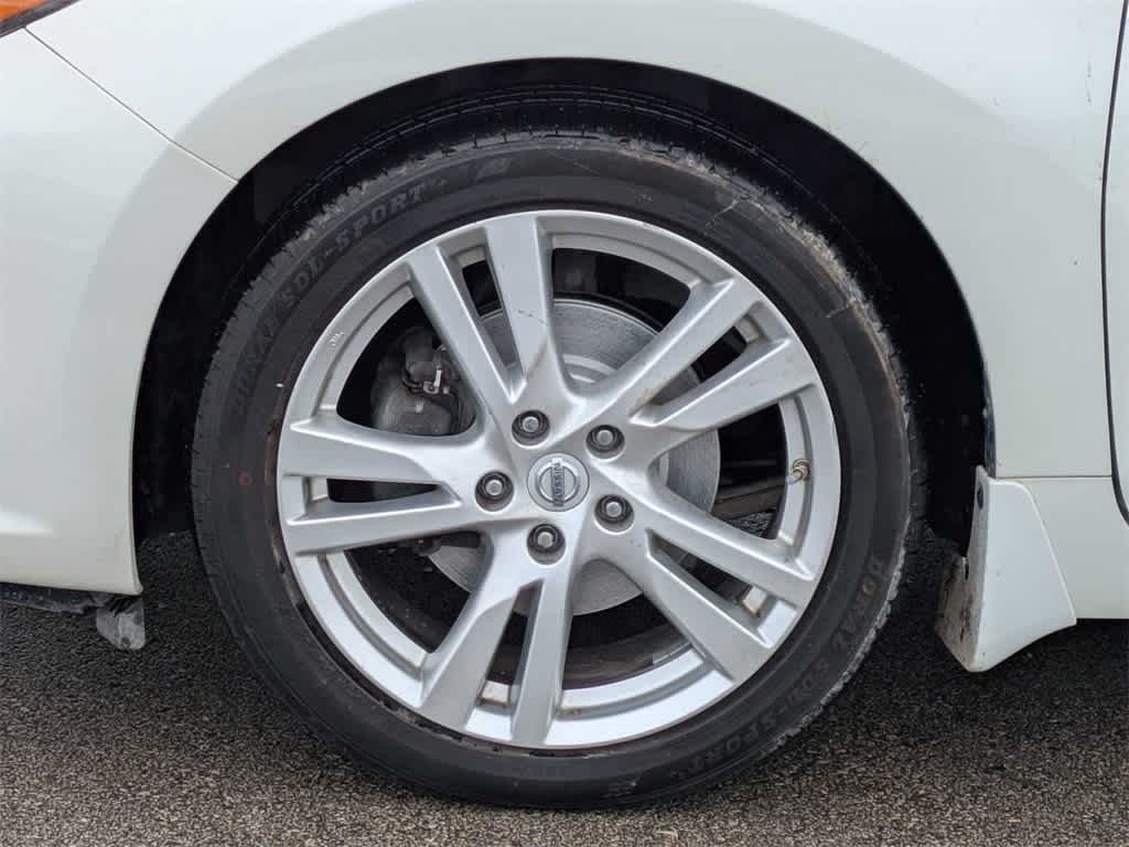 Thumbnail: 2016 Nissan Altima - 13