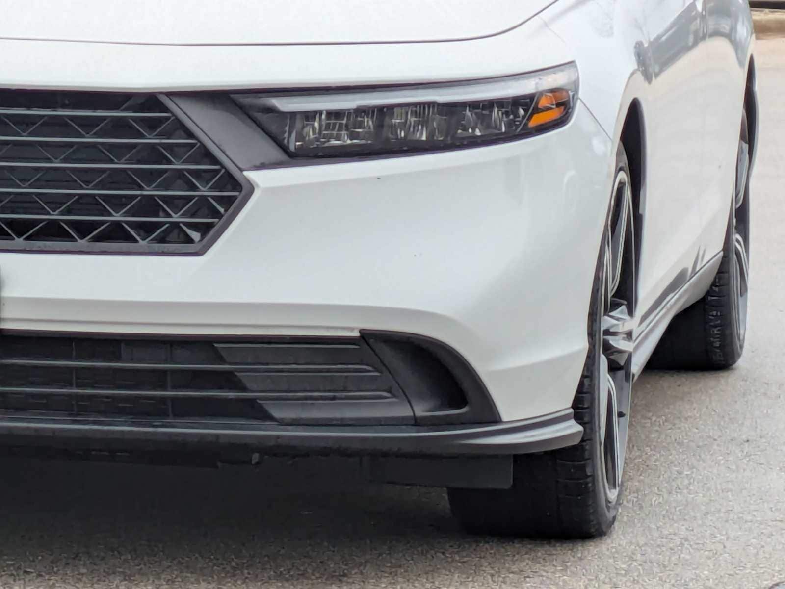 Thumbnail: 2023 Honda Accord - 10