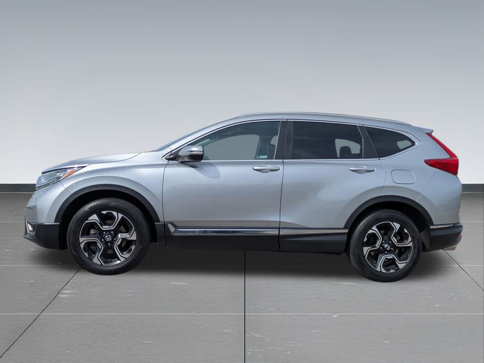 2019 Honda CR-V Touring photo 3