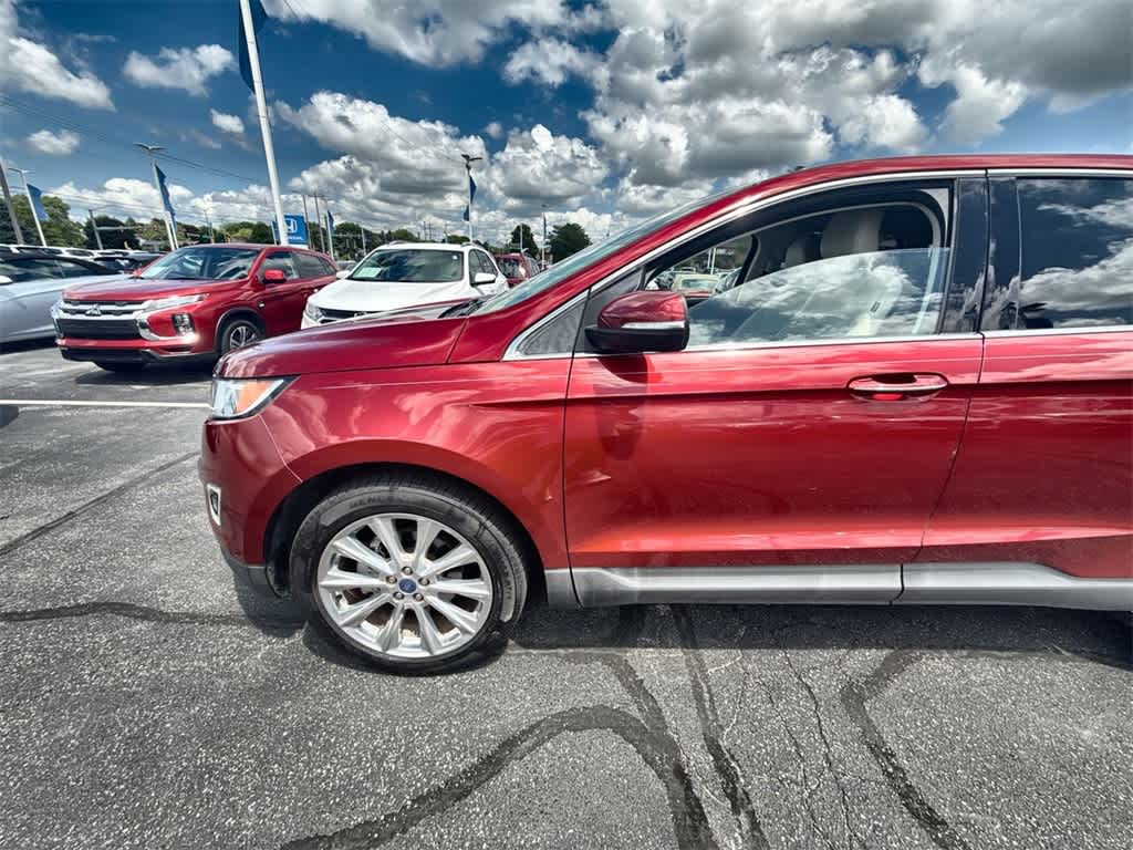 Thumbnail: 2018 Ford Edge - 3
