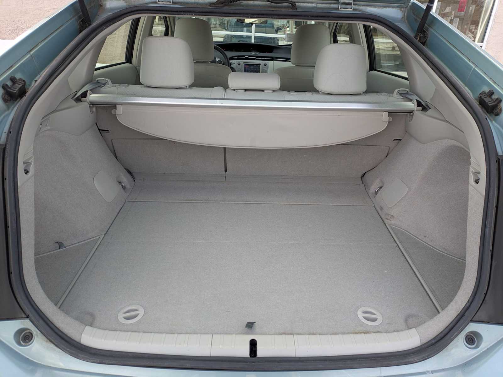 Thumbnail: 2014 Toyota Prius - 30