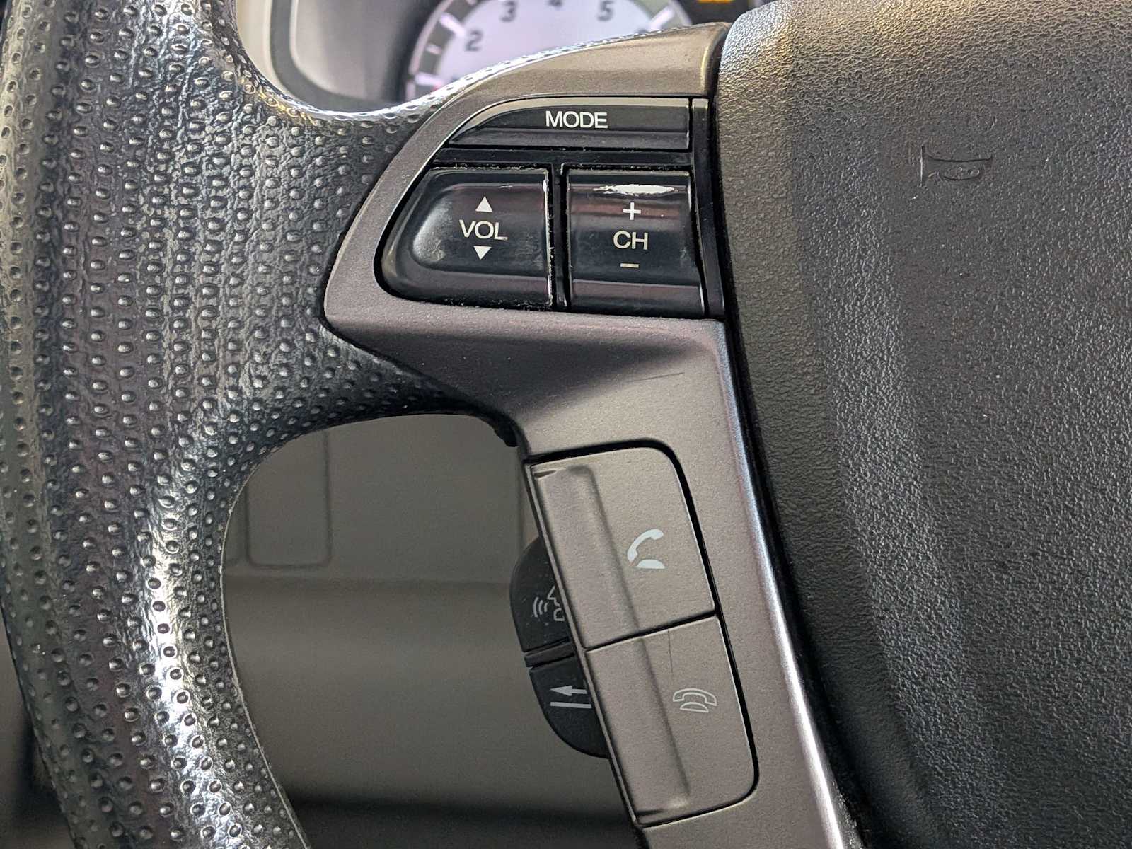 Thumbnail: 2013 Honda Pilot - 21