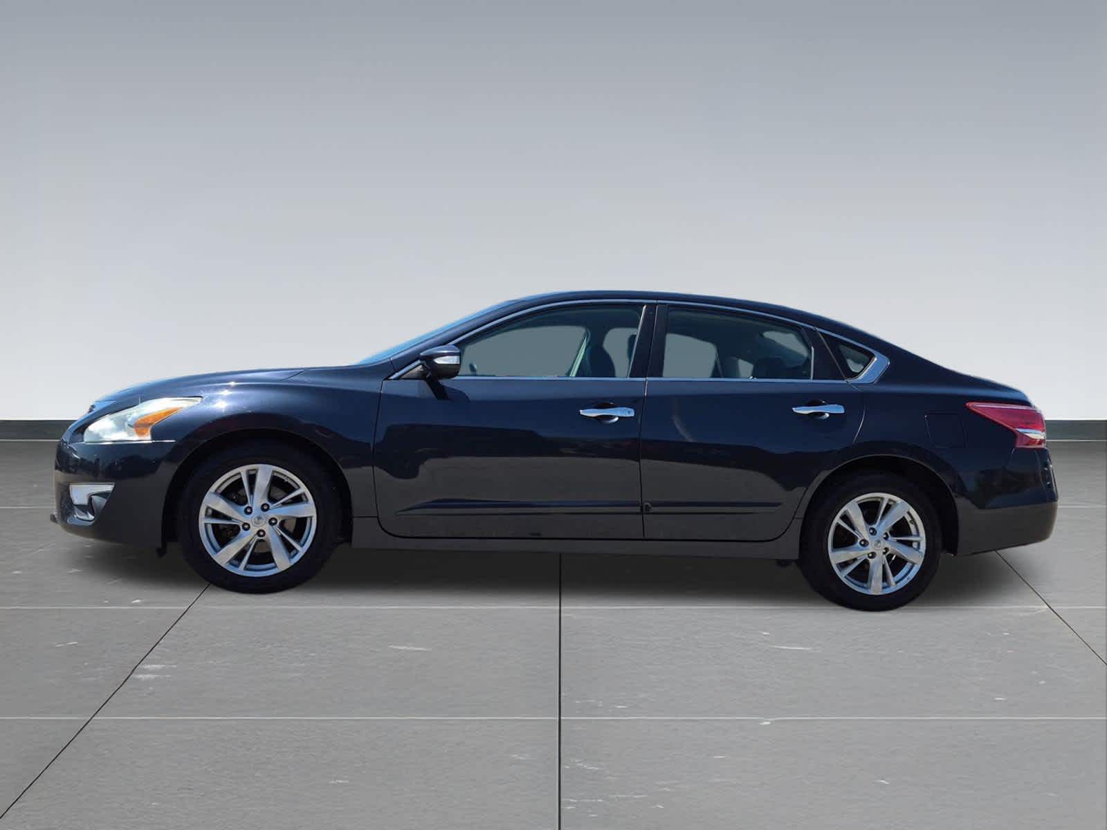Thumbnail: 2013 Nissan Altima - 3