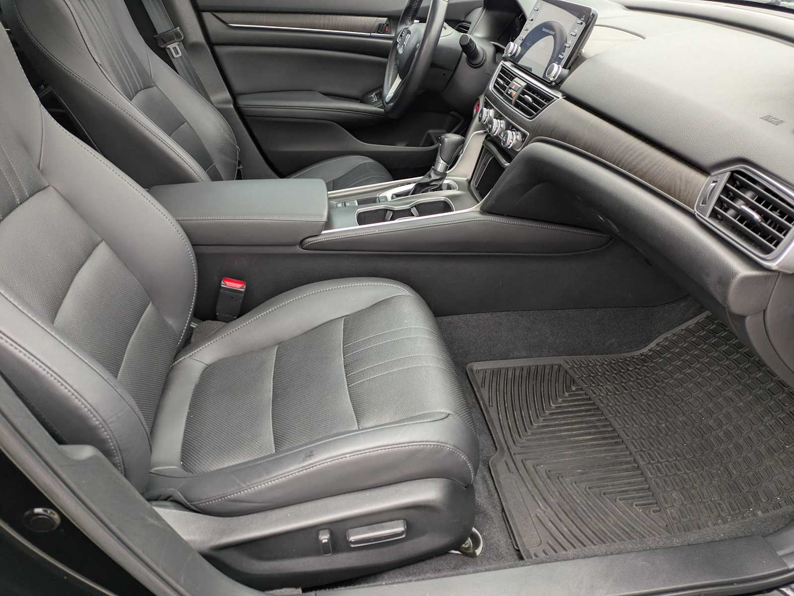 Thumbnail: 2019 Honda Accord - 22