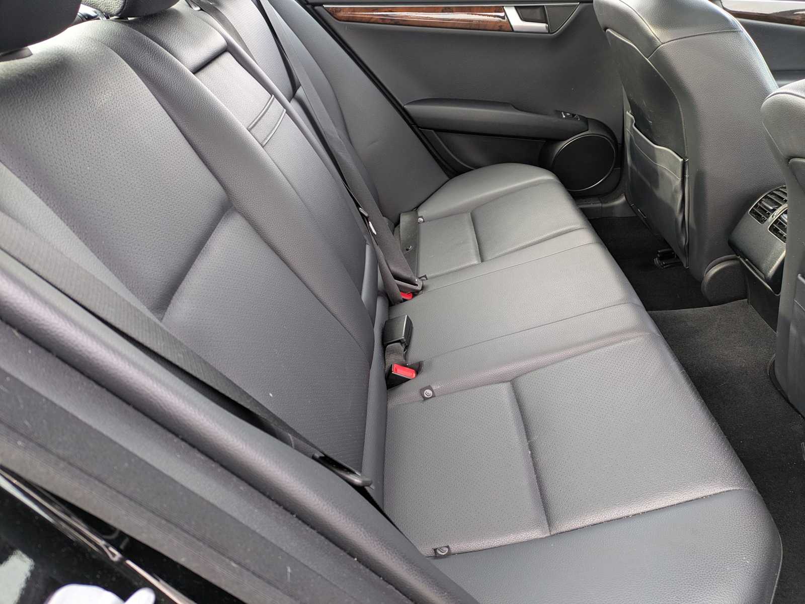 Thumbnail: 2013 Mercedes-Benz C-Class - 20