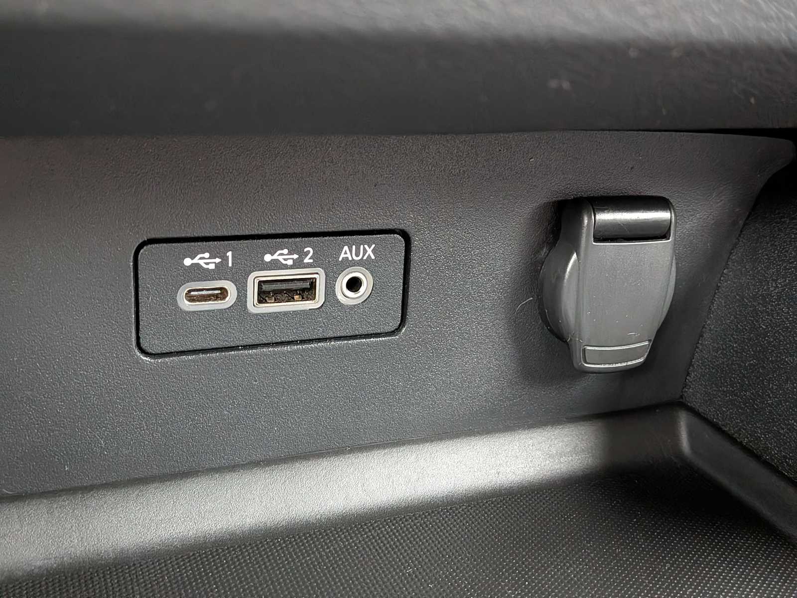 Thumbnail: 2019 Nissan Altima - 31