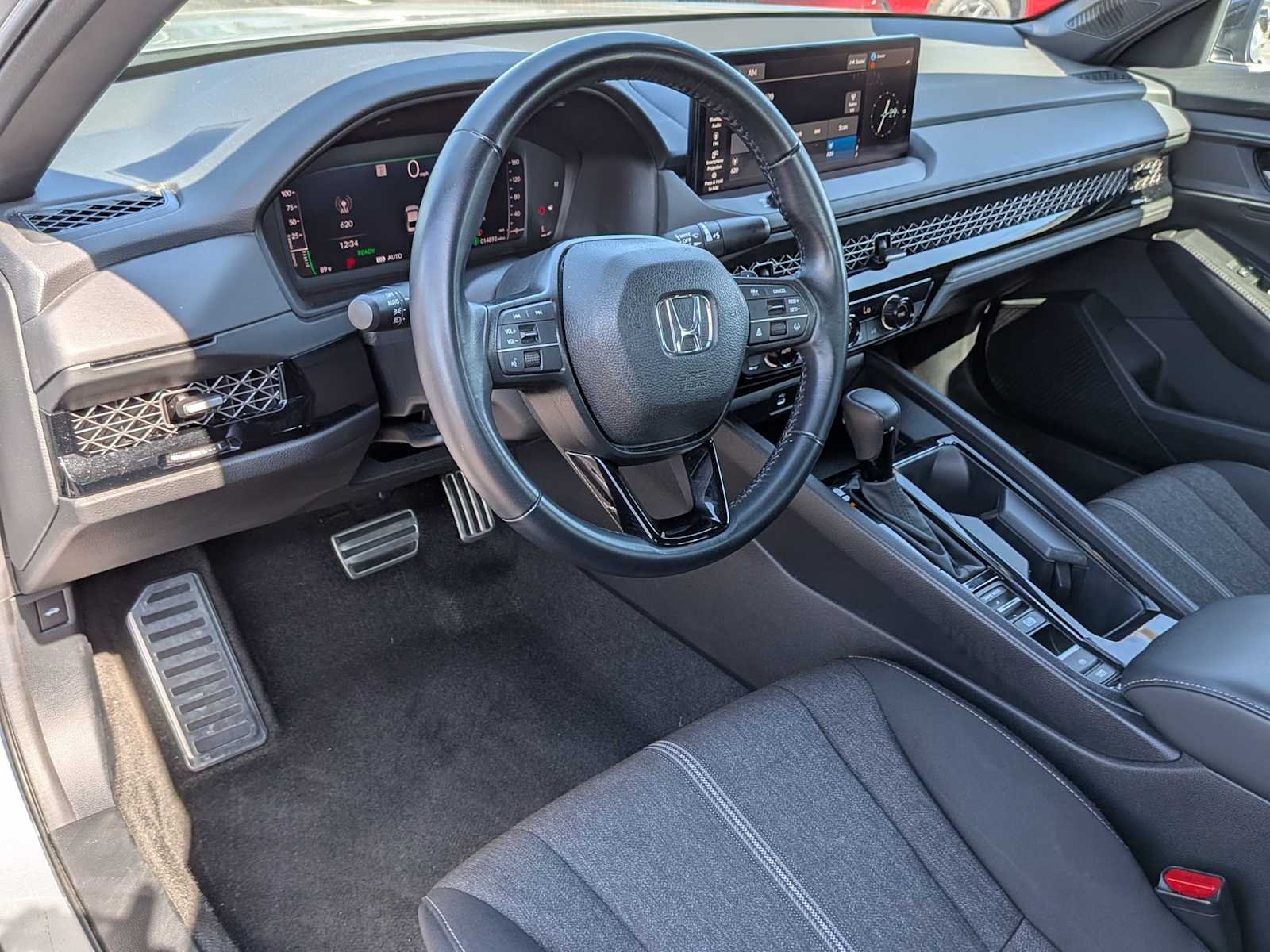 2024 Honda Accord Hybrid Sport photo 2