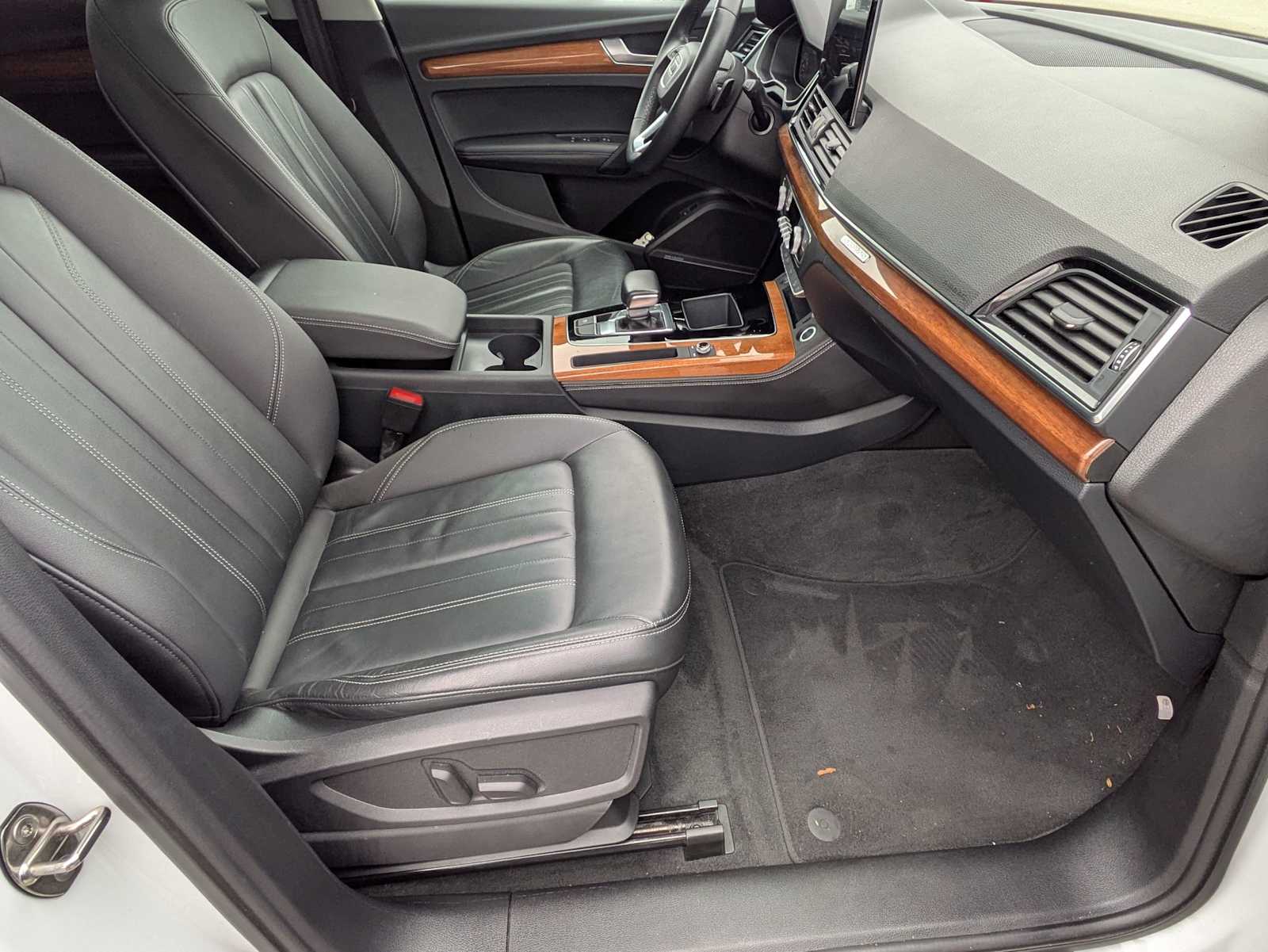 Thumbnail: 2023 Audi Q5 - 22