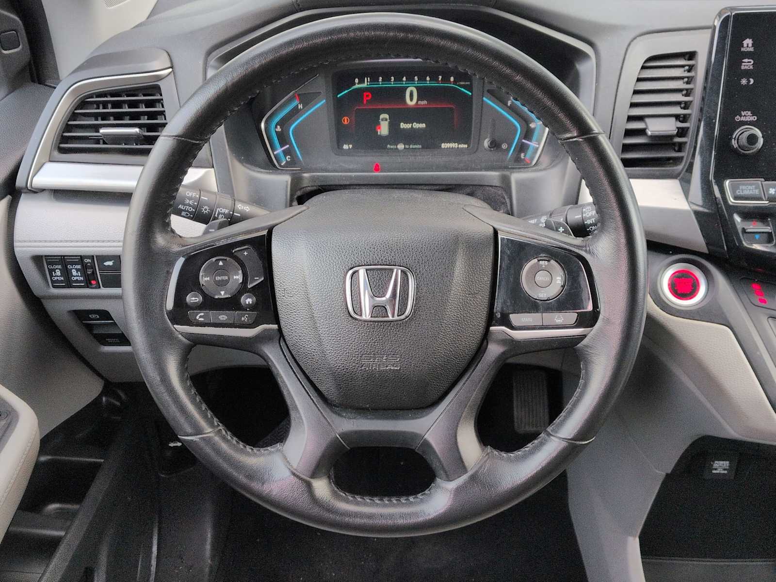 Thumbnail: 2019 Honda Odyssey - 22