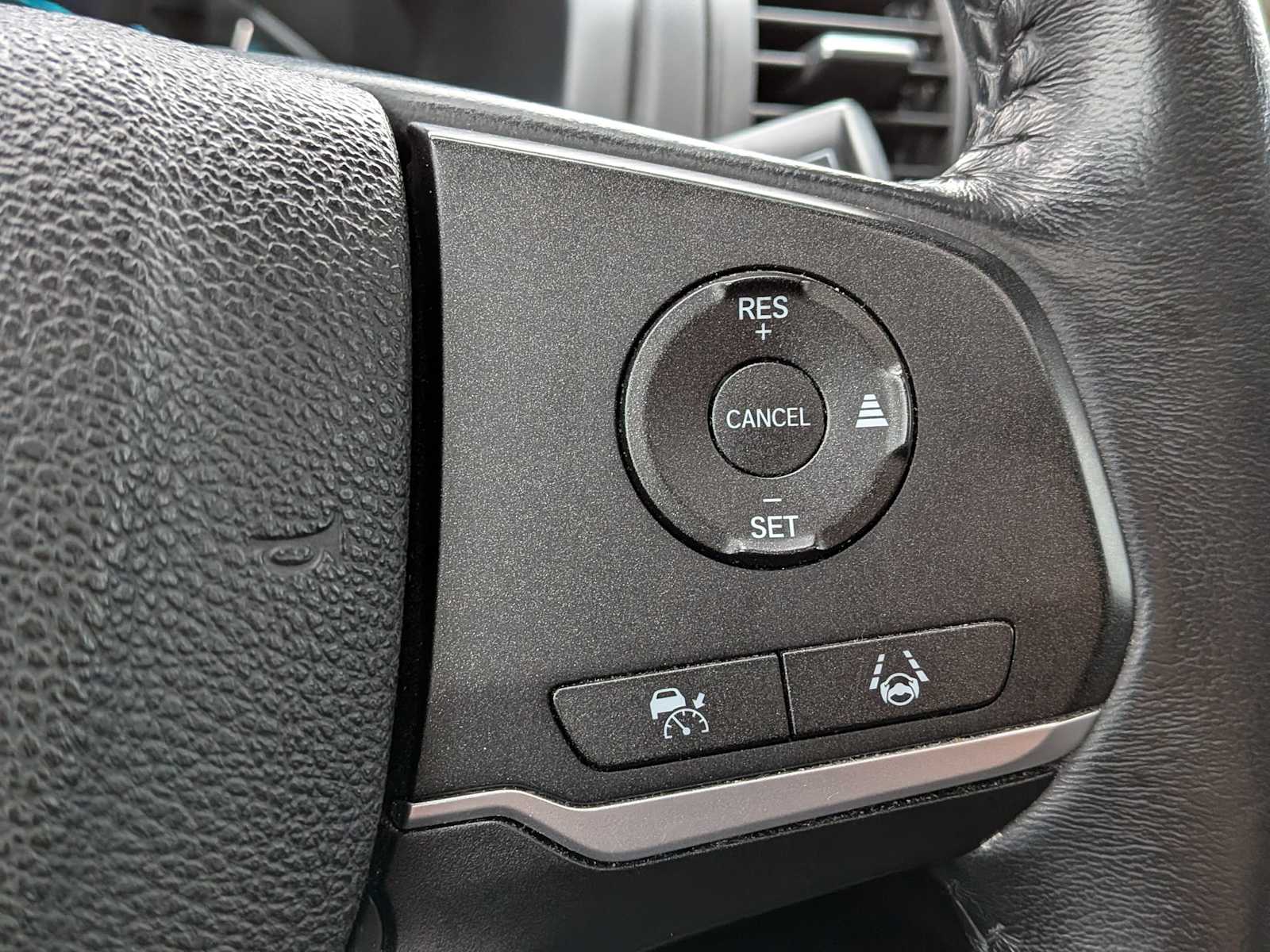 Thumbnail: 2022 Honda Odyssey - 24