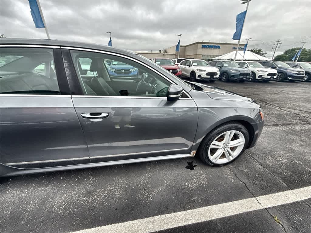 Thumbnail: 2013 Volkswagen Passat - 8