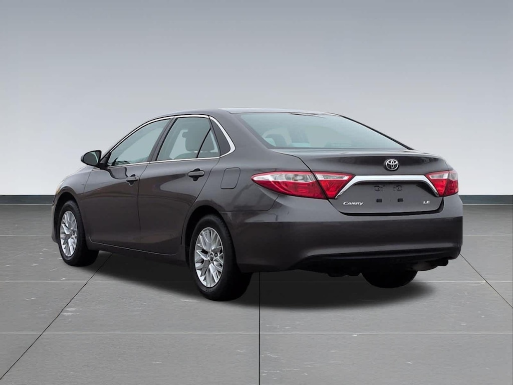 Used 2016 Toyota Camry LE Sedan