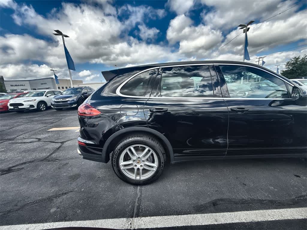 Thumbnail: 2016 Porsche Cayenne - 6