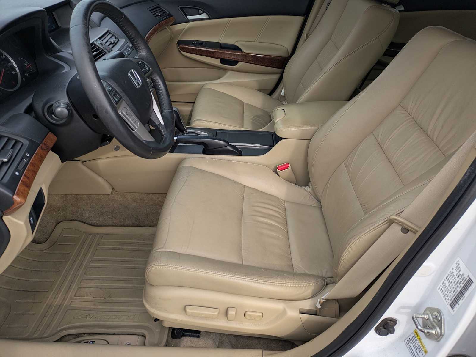 Thumbnail: 2012 Honda Accord - 15