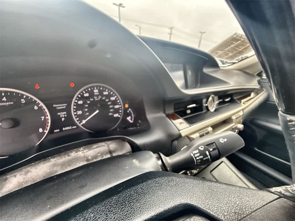 Thumbnail: 2013 Lexus ES - 24