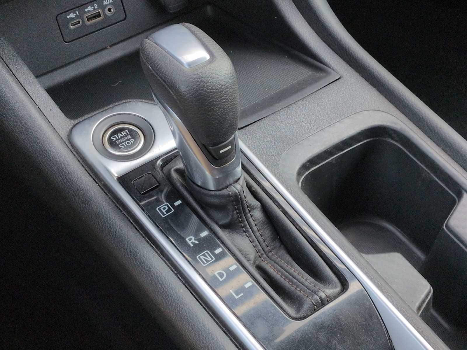 Thumbnail: 2020 Nissan Sentra - 28