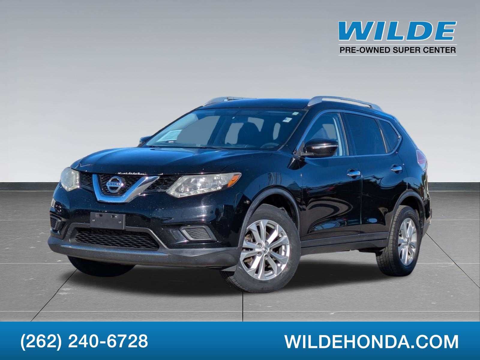 2015 Nissan Rogue SV -
                  Waukesha, WI