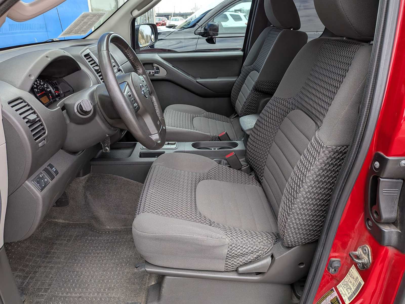 Thumbnail: 2011 Nissan Frontier - 15