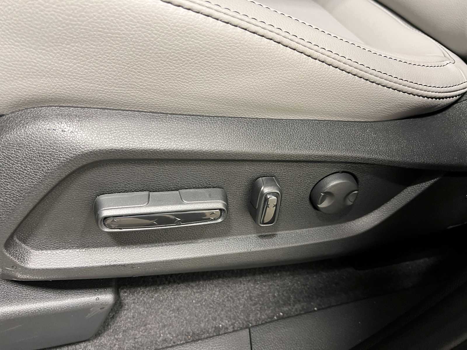 Thumbnail: 2025 Honda Pilot - 15