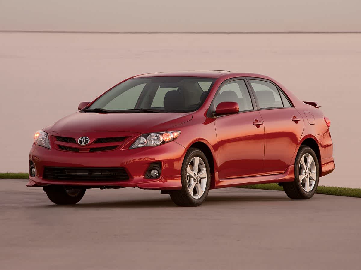 2012 Toyota Corolla LE -
                  Waukesha, WI