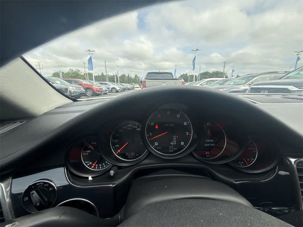 Thumbnail: 2012 Porsche Panamera - 32