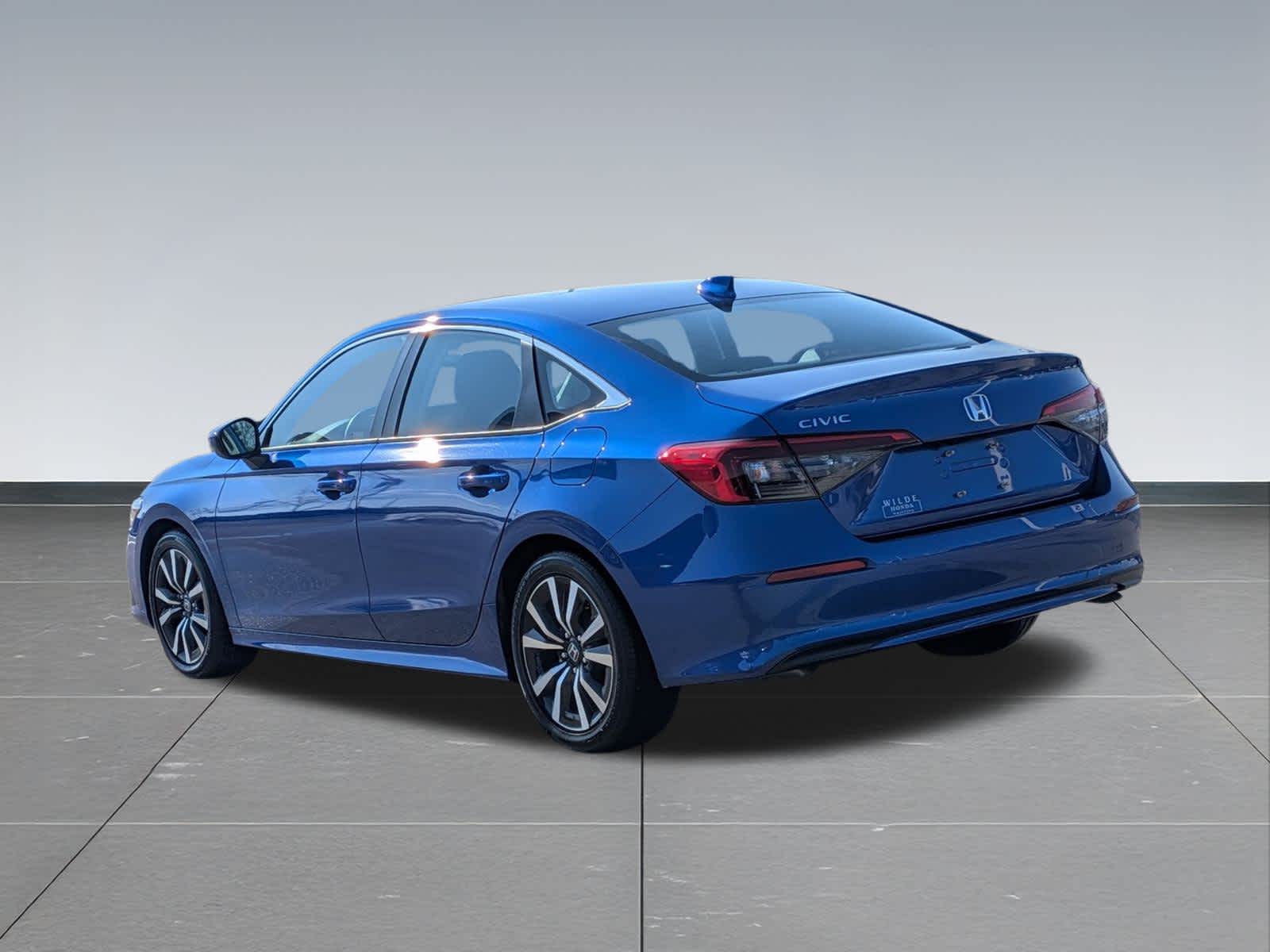 Thumbnail: 2023 Honda Civic - 4