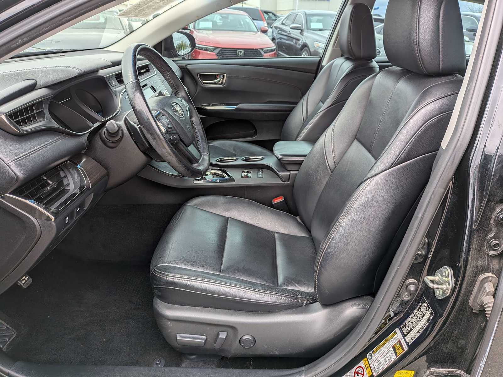 Thumbnail: 2016 Toyota Avalon - 15