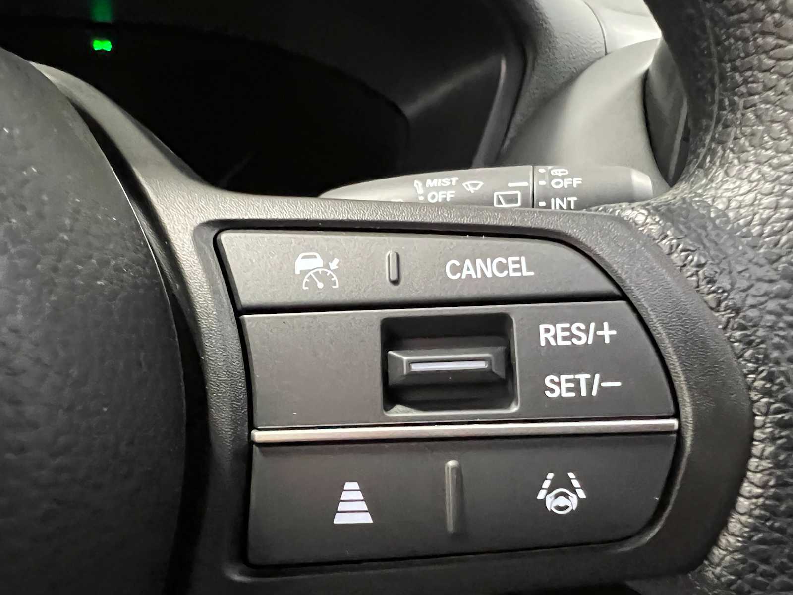 2025 Honda HR-V LX 17