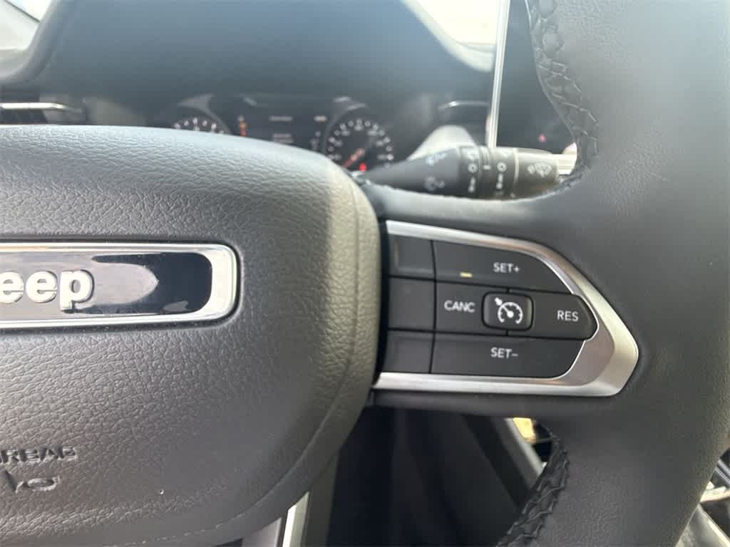 Thumbnail: 2023 Jeep Compass - 23