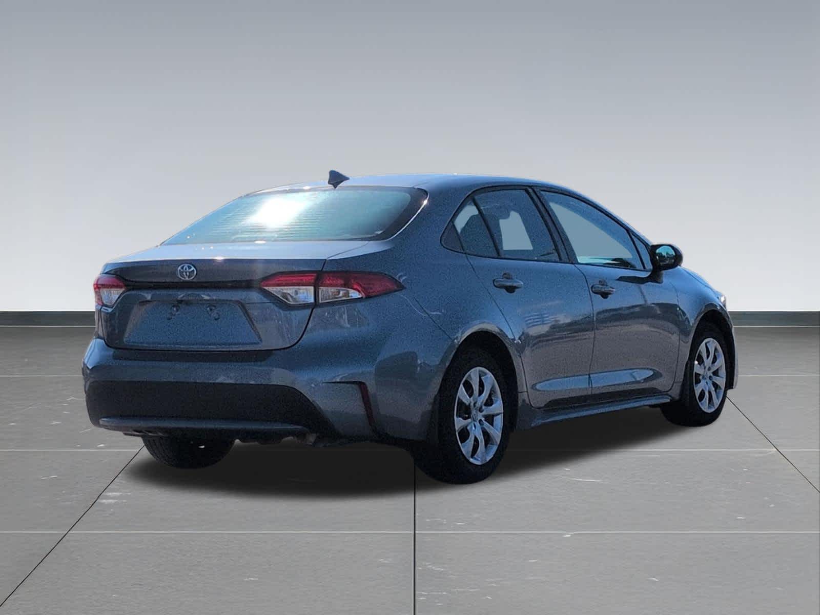 Thumbnail: 2022 Toyota Corolla - 6