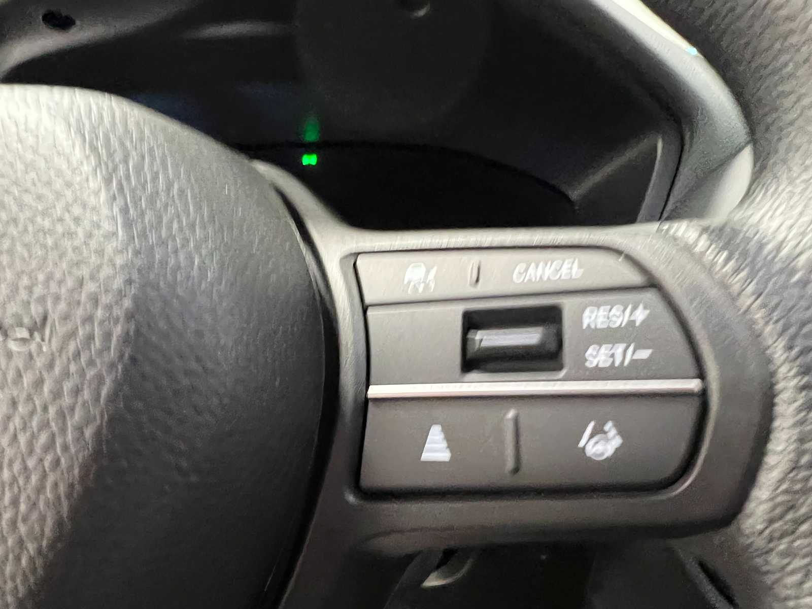 2025 Honda HR-V LX 18