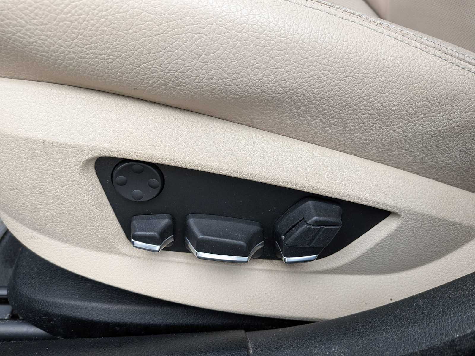 Thumbnail: 2013 BMW 5 Series - 16