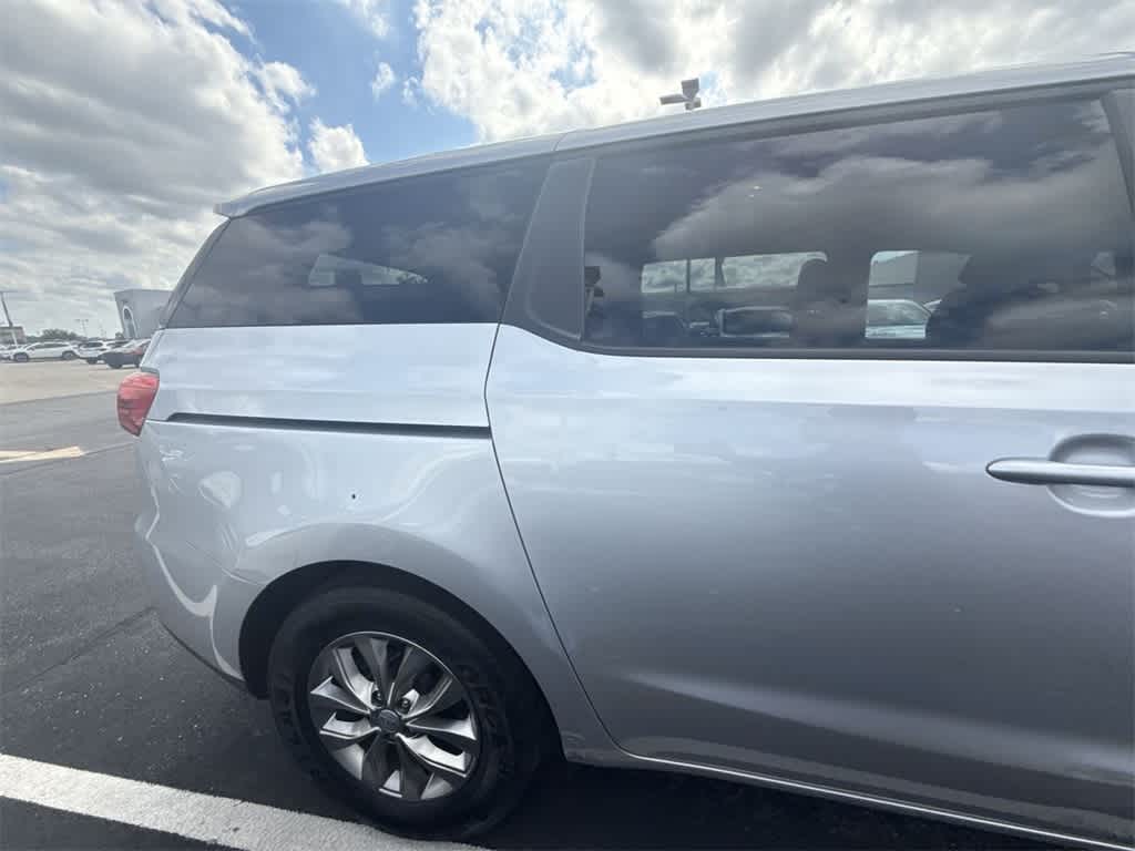 Thumbnail: 2021 Kia Sedona - 6