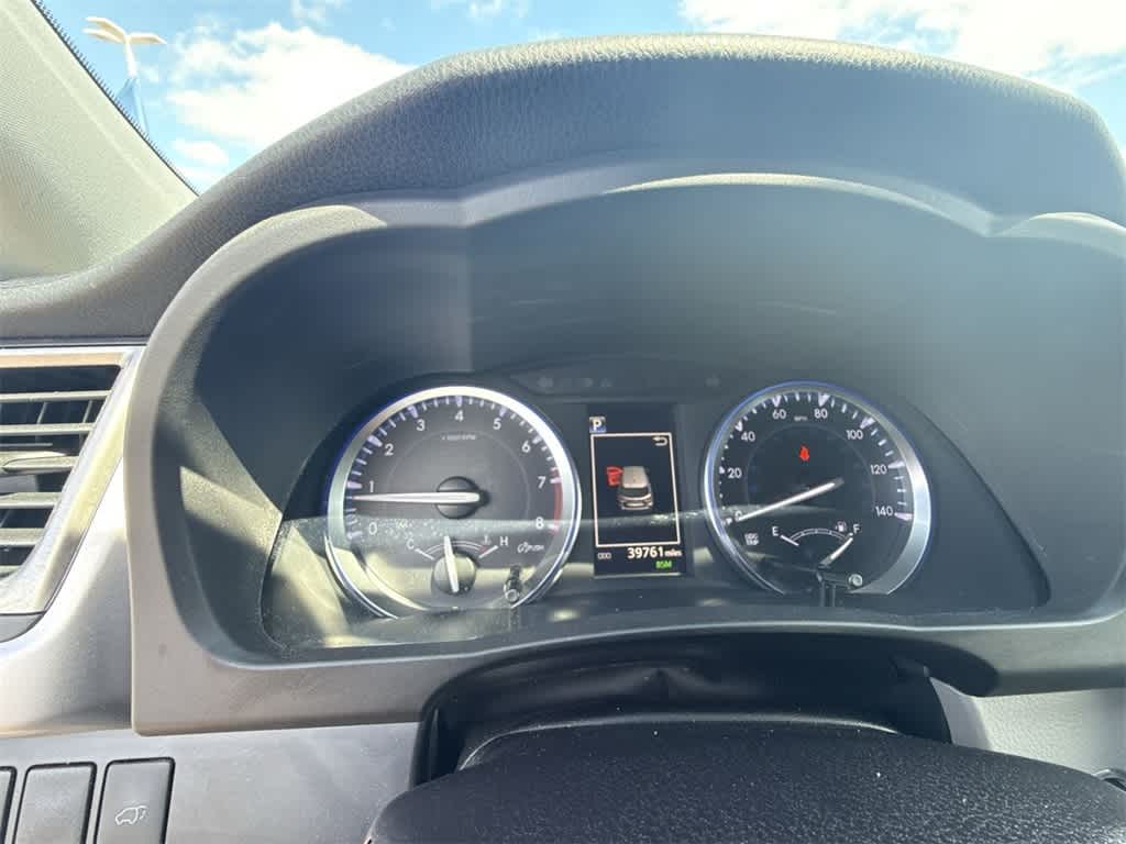 Thumbnail: 2019 Toyota Highlander - 34