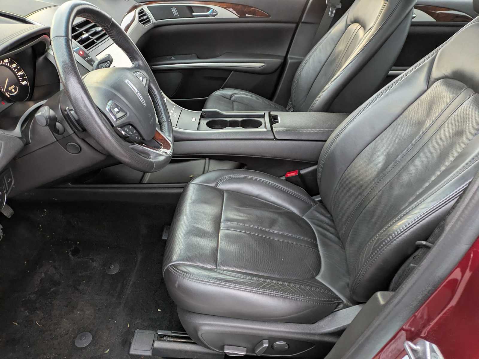 Thumbnail: 2014 Lincoln MKZ - 15