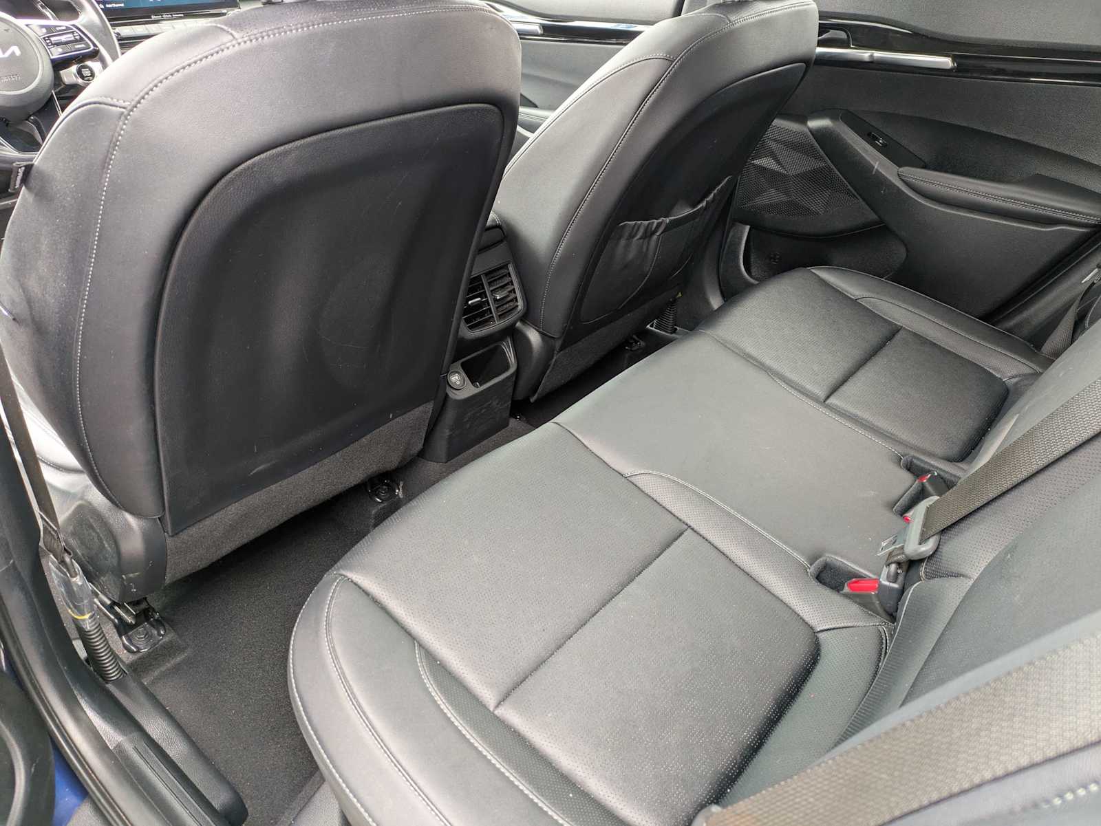 Thumbnail: 2023 Kia Seltos - 17