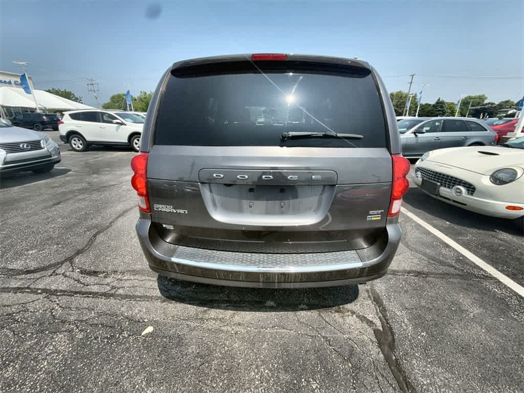 2017 Dodge Grand Caravan GT 11