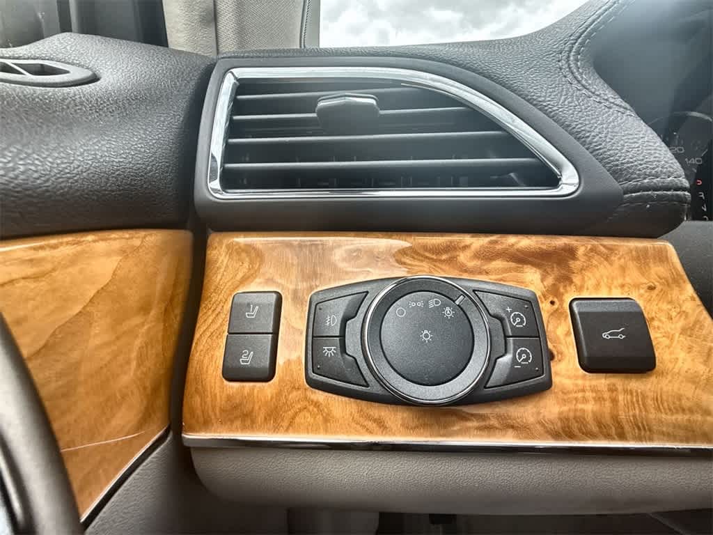 Thumbnail: 2012 Lincoln MKX - 16