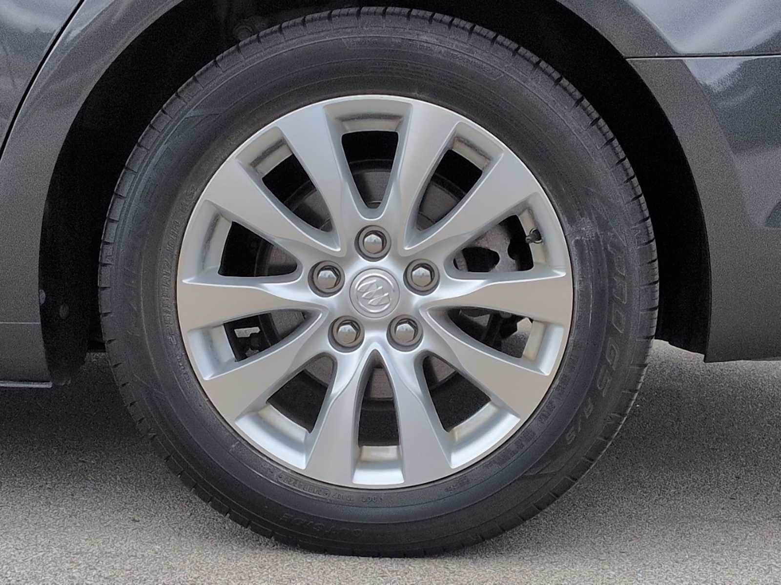 Thumbnail: 2016 Buick LaCrosse - 14