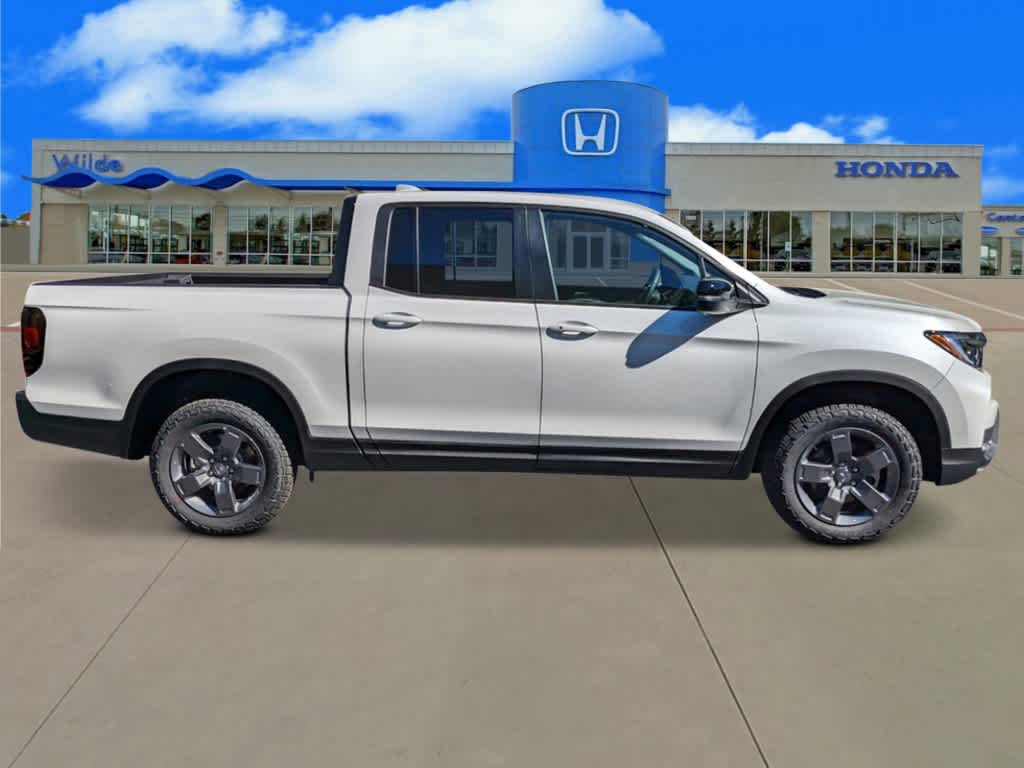 Thumbnail: 2025 Honda Ridgeline - 6
