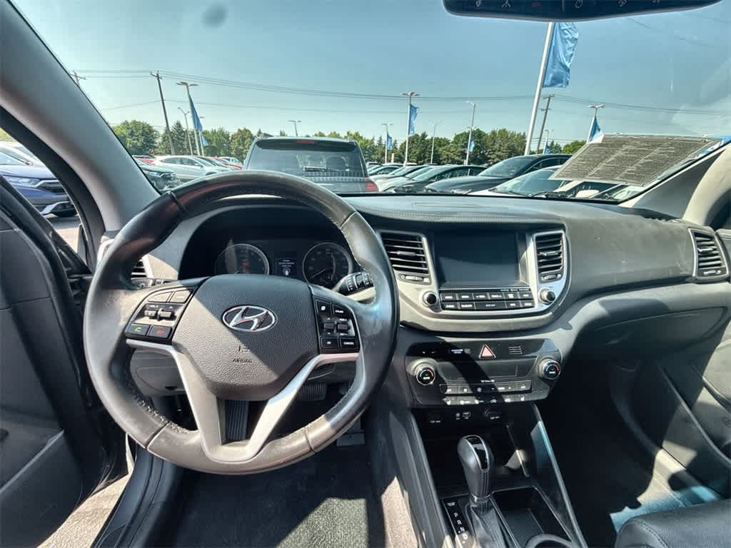Thumbnail: 2017 Hyundai Tucson - 14