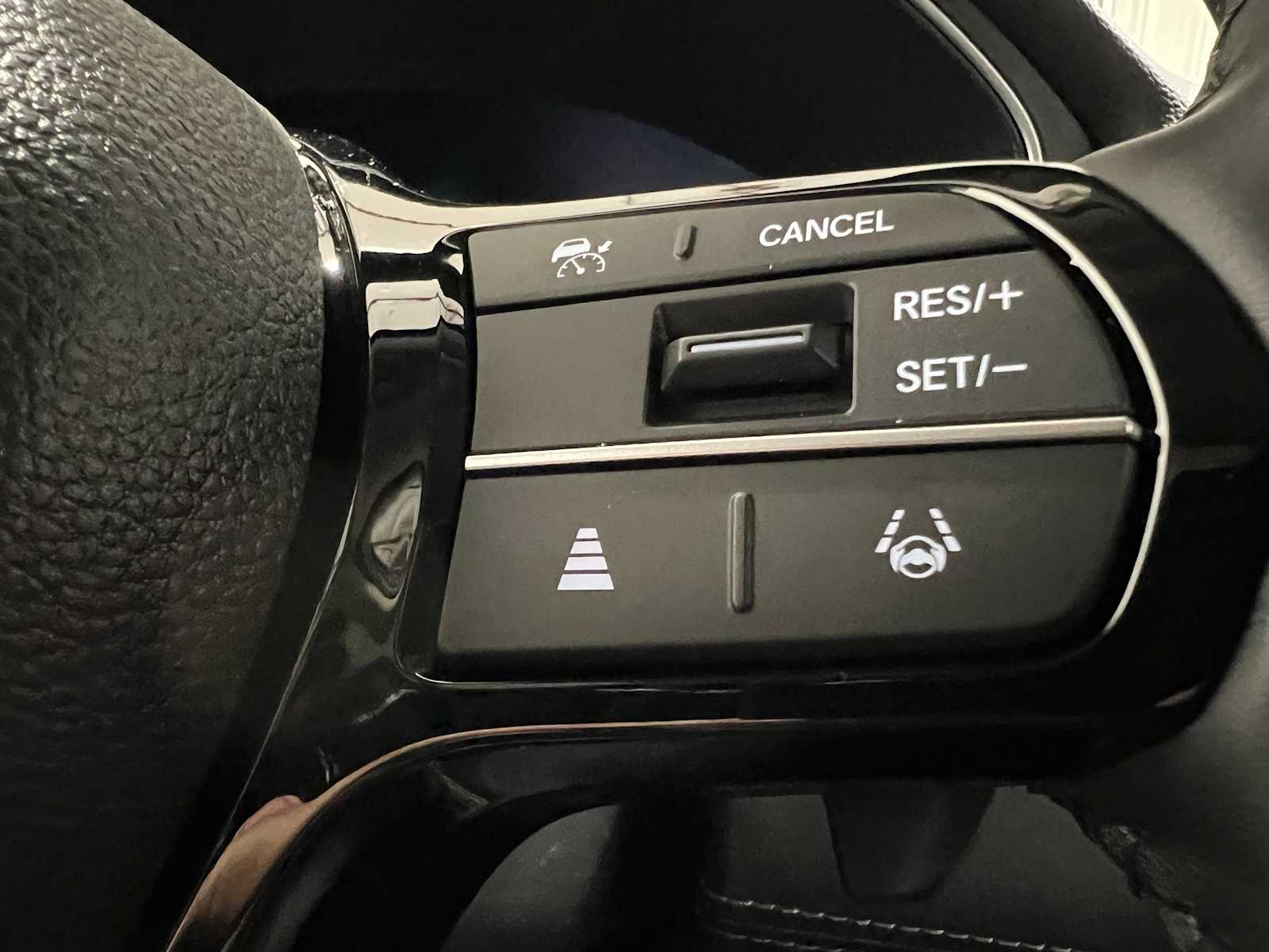 Thumbnail: 2025 Honda Pilot - 25