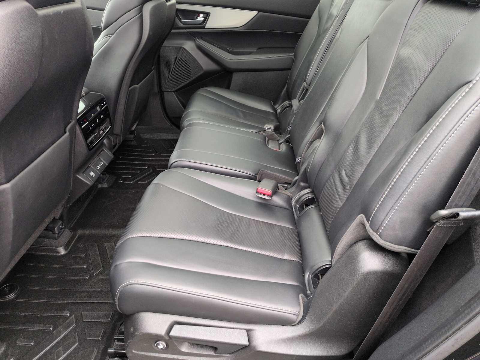 Thumbnail: 2023 Acura MDX - 20