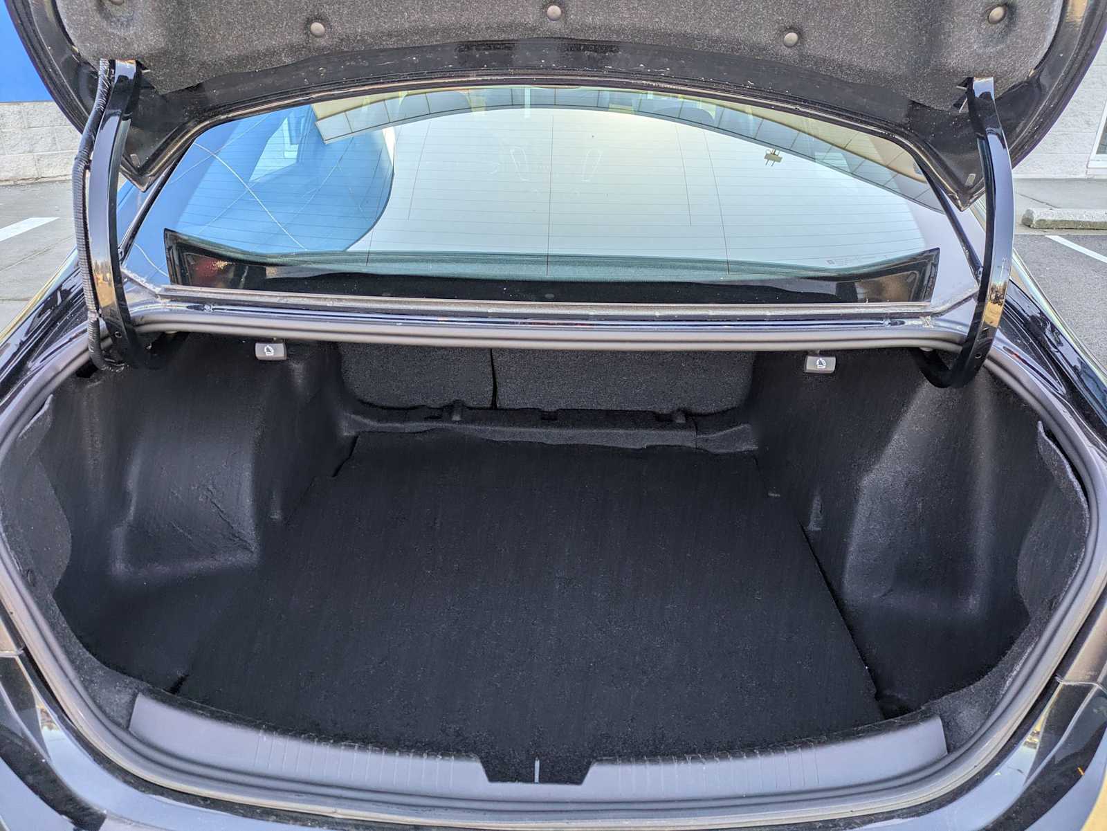 Thumbnail: 2024 Chevrolet Malibu - 30