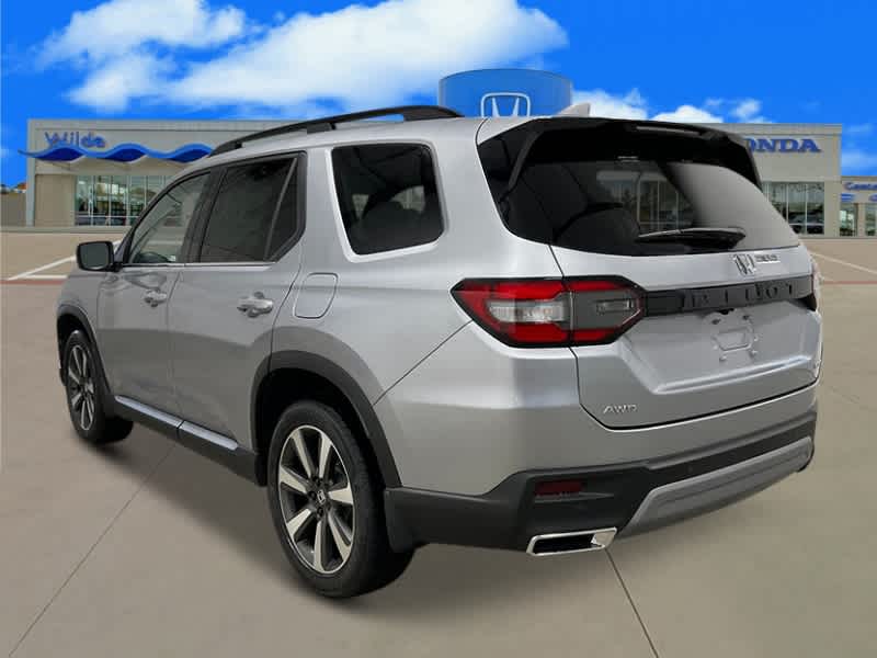 2025 Honda Pilot Touring photo 3