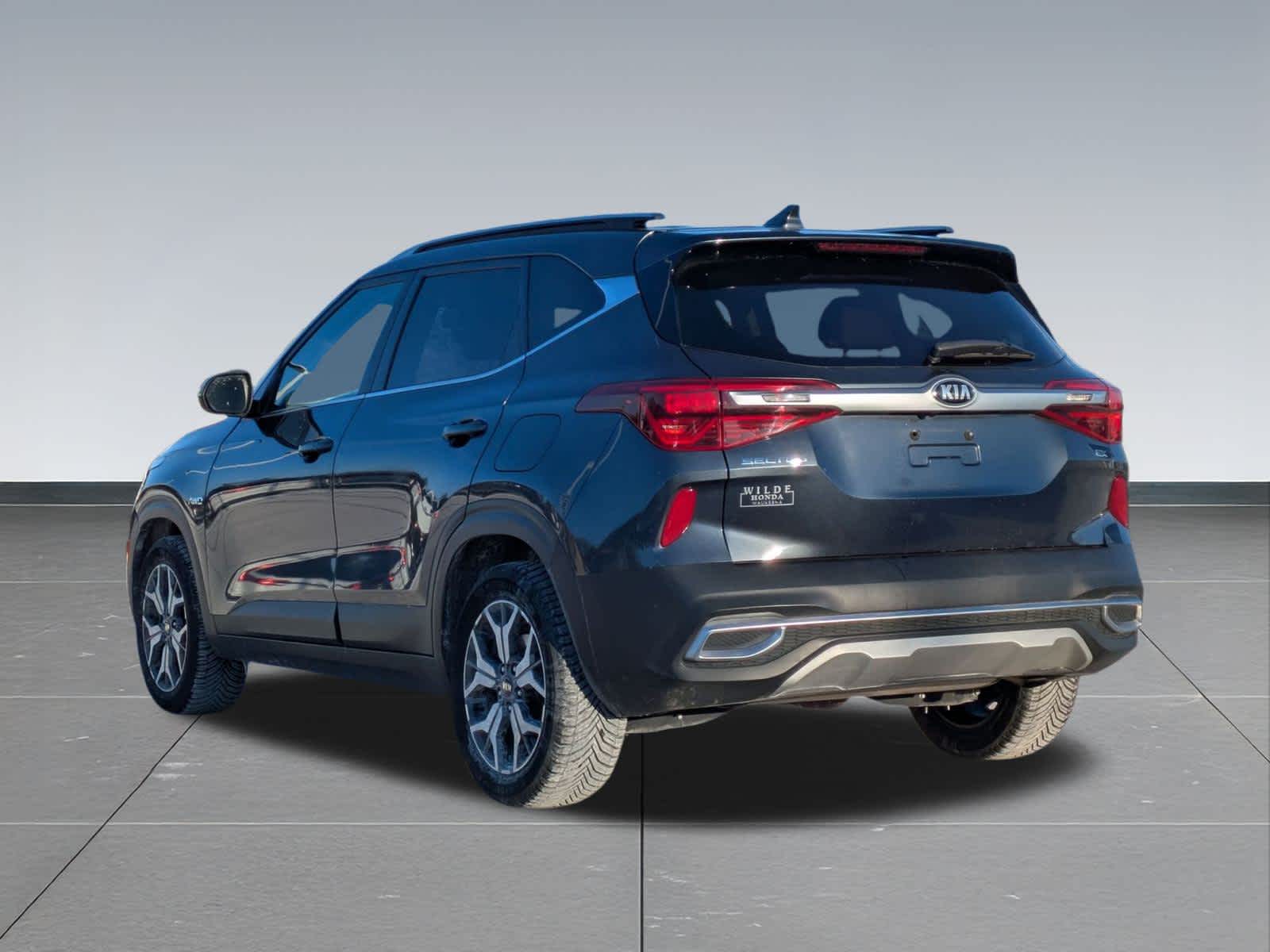 Thumbnail: 2021 Kia Seltos - 4